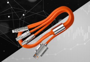 JOYROOM باور بانك Joyroom بقدرة 30 وات وسعة 10000 مللي أمبير في الساعة مع كابلات Lightning وUSB-C مدمجة، أسود (JR-PBC06)